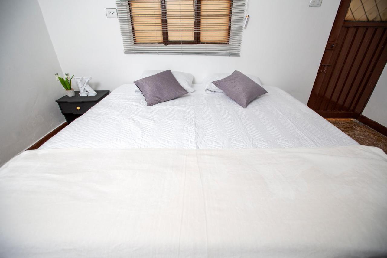 Komodo Alojamiento- Hostal Autoservicio, Ubicado Cerca Al Centro Historico - Bano Privado, Wifi , Cama 2X2 Y Agua Caliente Y Cocina Compartida Popayán Exterior foto