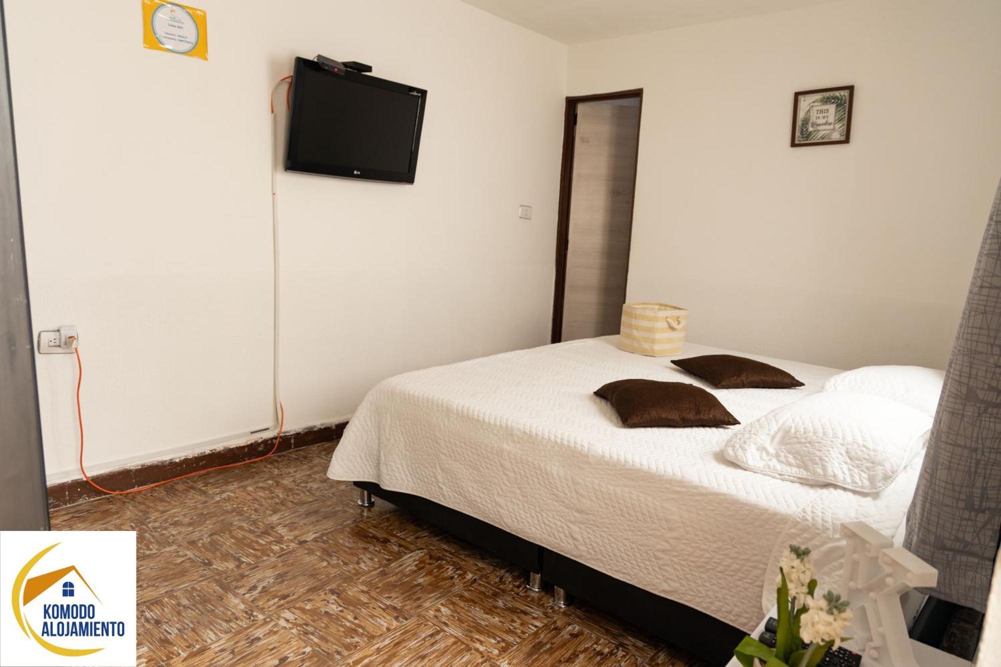 Komodo Alojamiento- Hostal Autoservicio - Ubicado Muy Cerca Al Centro Historico -Habitaciones Con Bano Privado, Wifi , Cama 2X2 Popayán Exterior foto